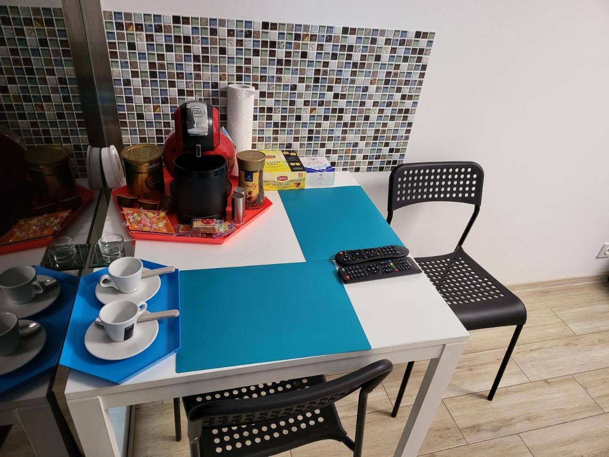 Apartamenty Galeria Polnocna Varşova Dış mekan fotoğraf